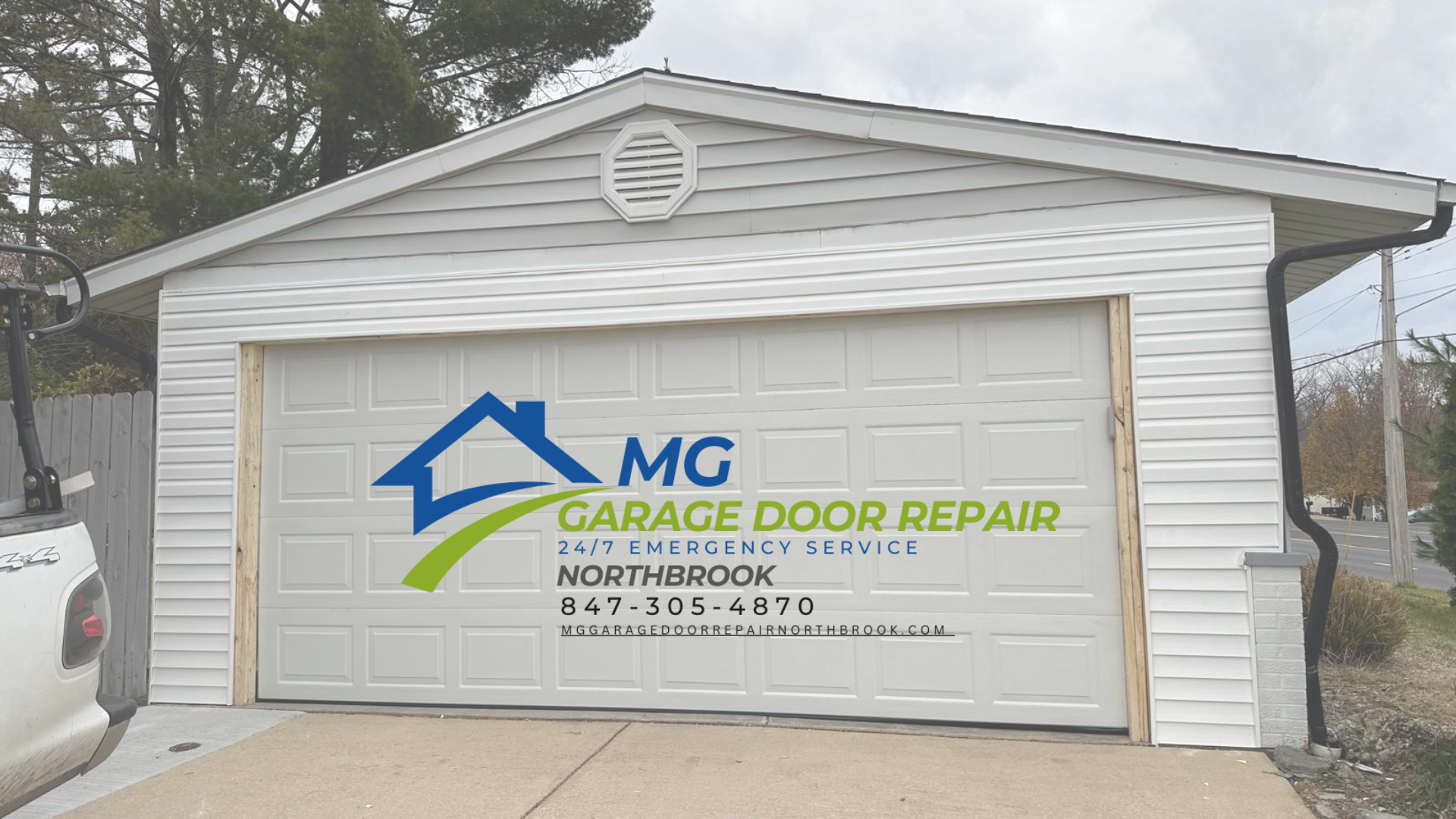 Addressing Garage Door Concerns: A Closer Look at Northbrook's MG Garage Door Repair Services 