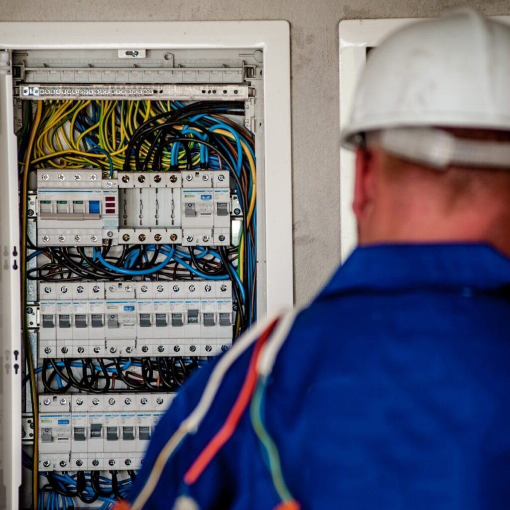 VES Electrical Offers the Widest Electrician Services in California, Round-the-Clock