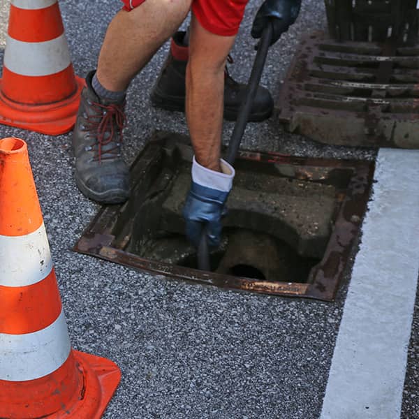 Unblockers.net Repairs Drains After Major Flooding In Luton